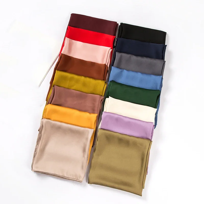 Écharpe en satin pour femmes 7 - Ascot Neck Scarf avis et prix