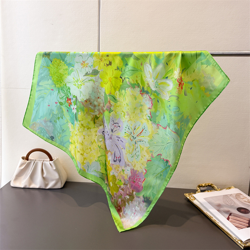 Foulard carré en soie 70x70cm  - Ascot Neck Scarf avis et prix